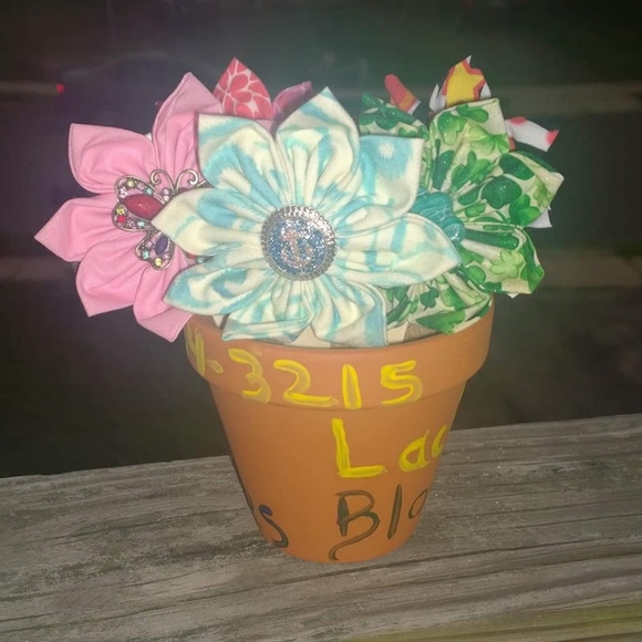 Custom Bloom - Picture 2 of 2